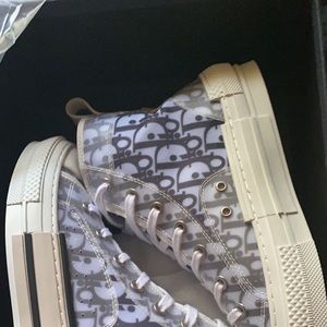 Meet your Posher, Marcus